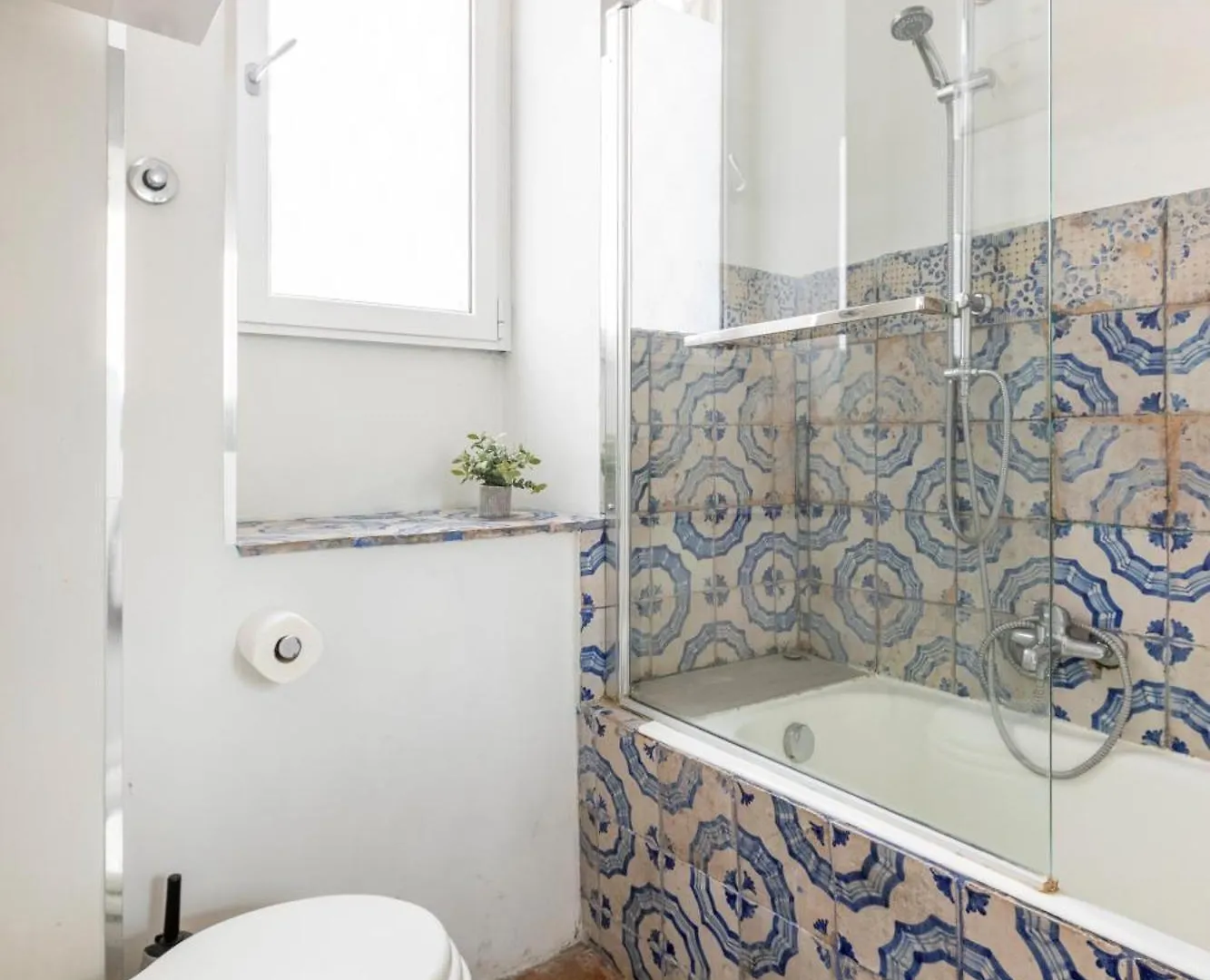 Colosseo Apartment- Heart Of Rione Monti Rome